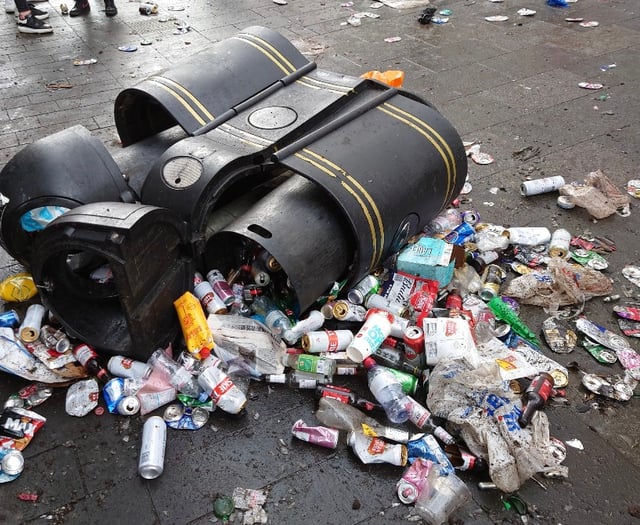 Litter droppers in Mid Devon 50 per cent early payment discount plan
