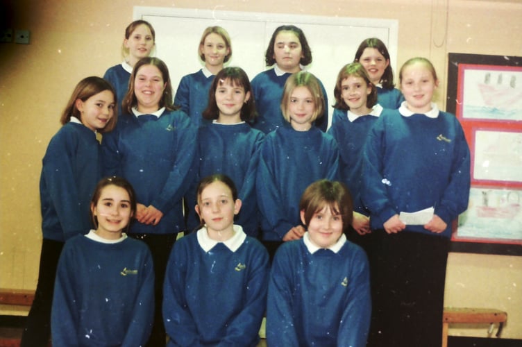 In March 2001, Landscore School won a competition run by Kirton Kalls.  DSC00383