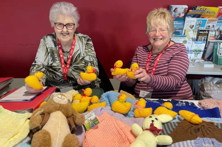 Some of the Easter ducks and teddy bears made by Hot Pins Knit and Natter group. Image by Alan Quick AQ 7210