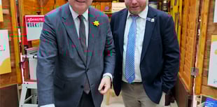 MP Mel tries his hand at 'The Parliament Shed'
