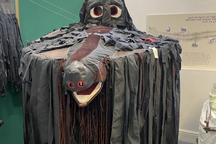 The Black Dog is included in the exhibition. AQ 9374