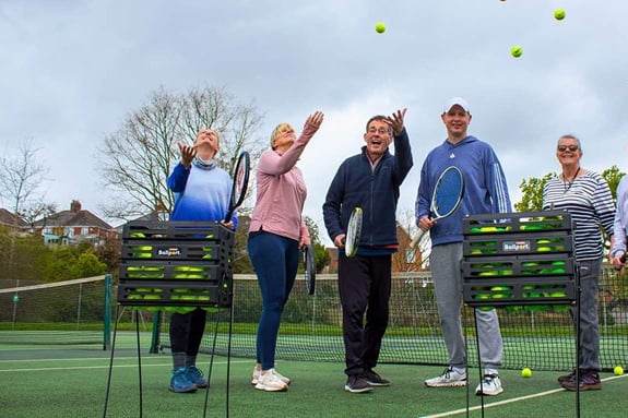 Free tennis sessions set to return to Exeter.
