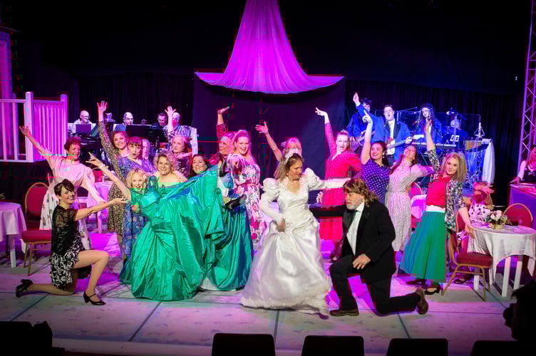 During the first scene of ‘The Wedding Singer’. Image: Mike Palmer.