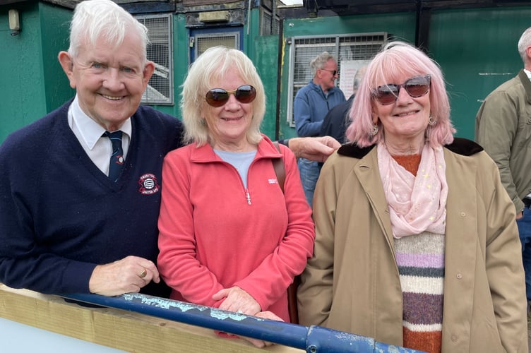 Crediton President Dave Blanchford with centre, former bar worker at Crediton United Gloria Petherick, and right, Angela Bailey, one of the first club secretaries.  AQ 0172
