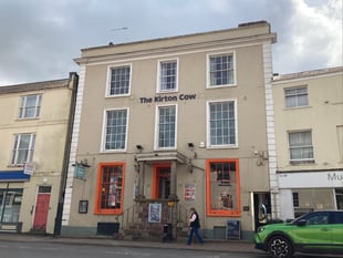 Crediton pub wants late-night live music