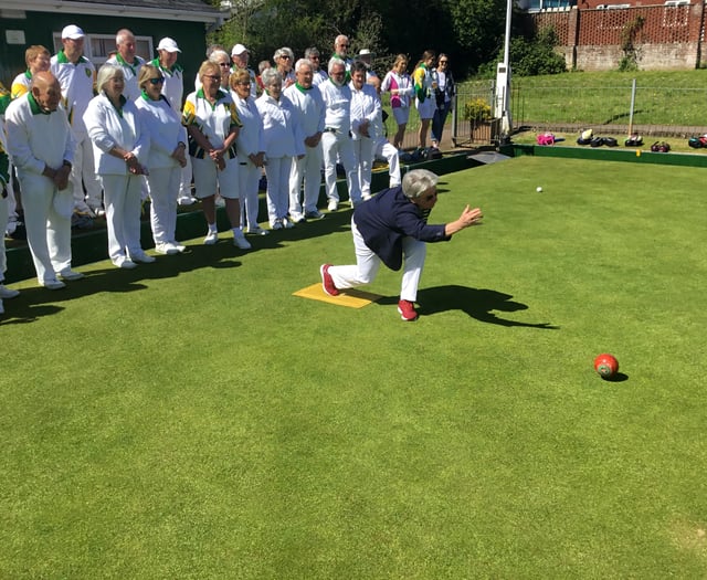 Sun shone for Crediton Bowling Club opening
