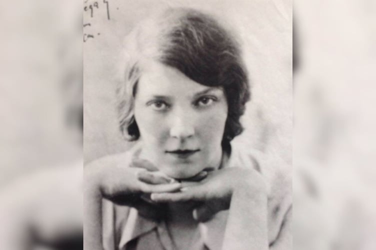 A young Jean Rhys.