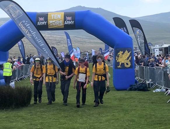 QE A 35 mile team.