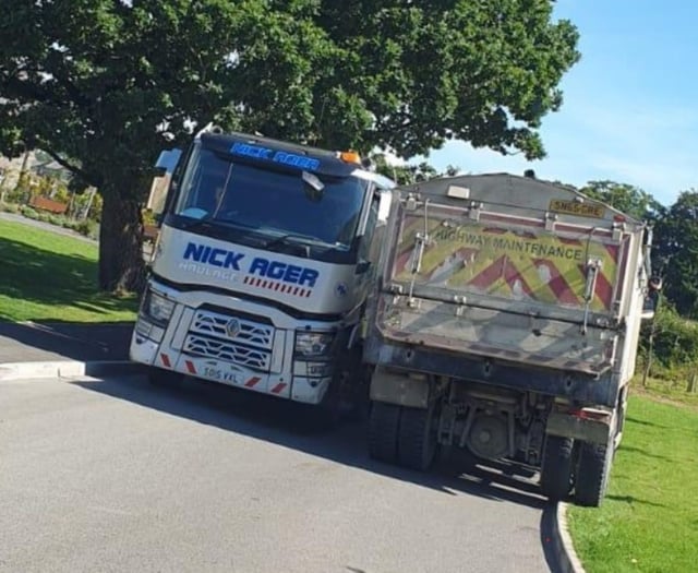 Campaigners against proposed landfill near crowdfunding target