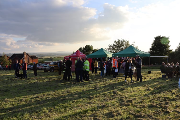 Crowds gathering