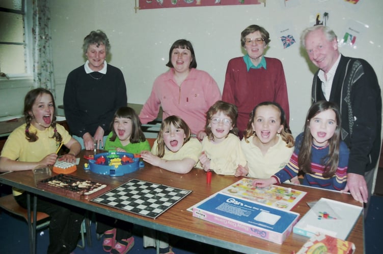 In April 2001, Cheriton Fitzpaine Brownies enjoyed a games afternoon. DSC00571