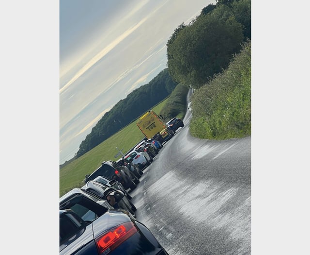 School Prom traffic queues upset residents