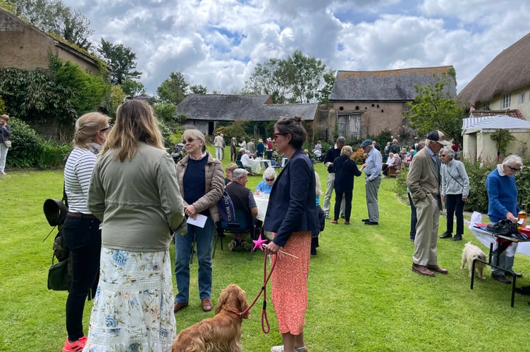 The weather was better than expected for the Open Garden event.  AQ 5308

