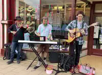 Great ambience as Buskers entertained shoppers in Crediton
