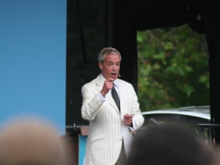 Farage rally draws large crowd 