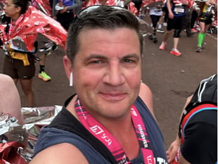 Crediton man’s challenge in memory of Sue and Bob
