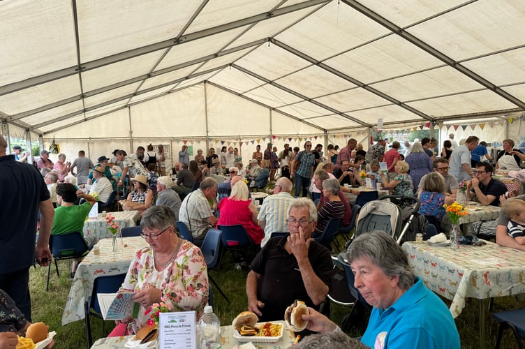 The busy refreshment tent. AQ 6317