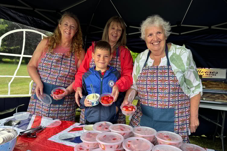 Serving strawberries and cream. AQ 7066