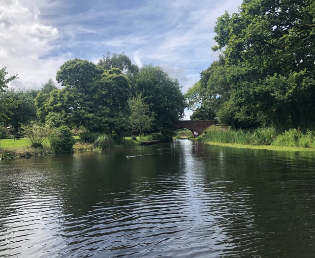 Colebrooke WI members enjoyed canal barge trip
