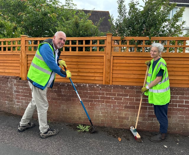Volunteers cleaned up parts of Crediton for Britain in Bloom judges
