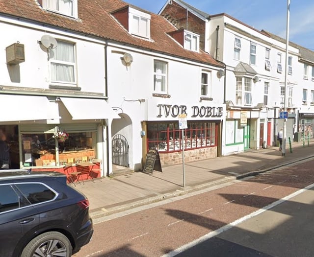 Red light for Exeter bus lane plans