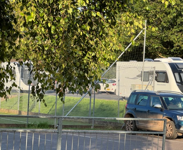 Crediton leisure centre closes after travellers return