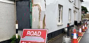 Traffic chaos as pub wall ready to collapse in Copplestone