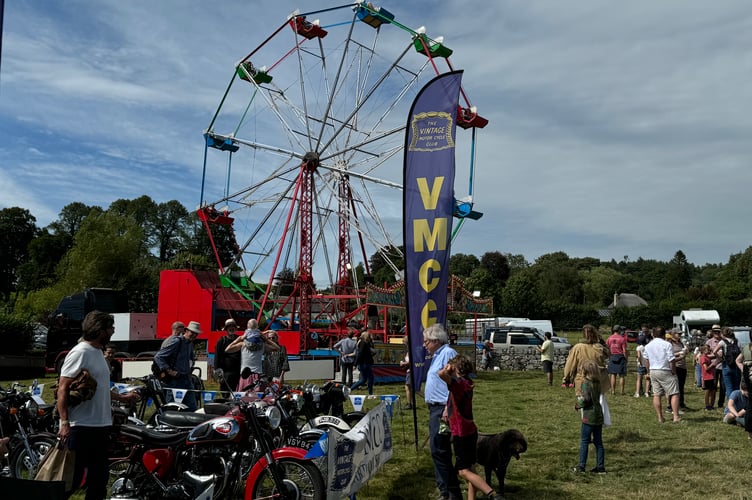 The fairground ride is always a favourite at Chagford Show. AQ 0738