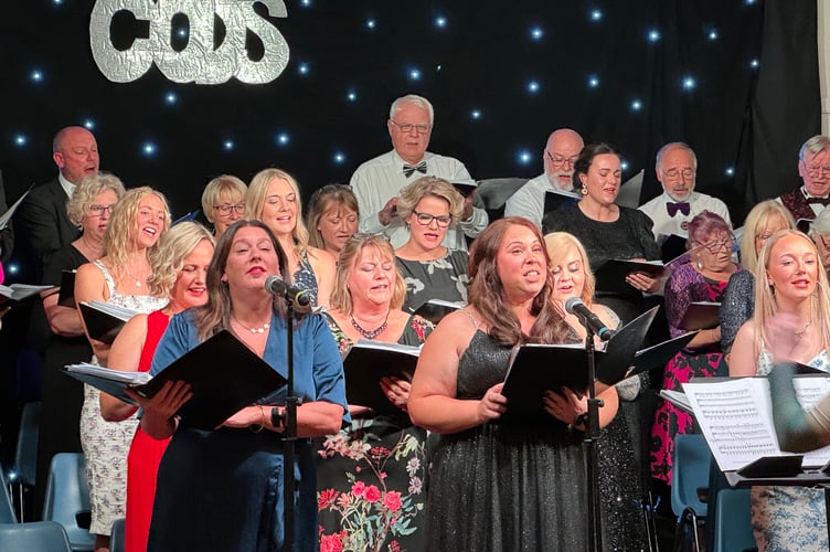 CODS members signing on stage. AQ 3674