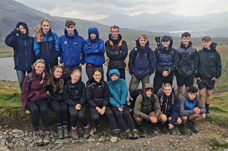The QE students who took part in their Gold D of E Expedition in Snowdonia.