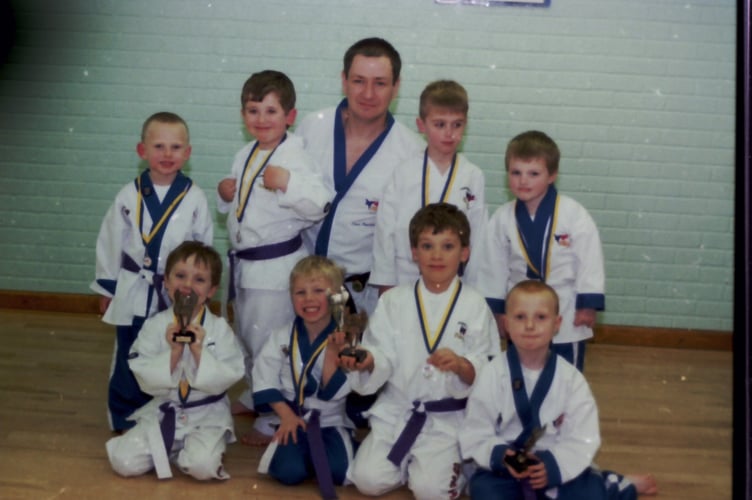 Crediton Taekwondo Little Pumas with instructor Dave Powlesland in February 2003. DSC00652