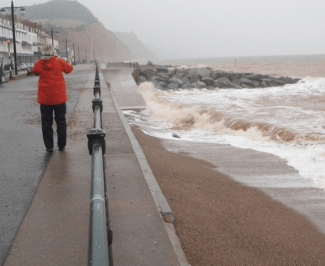 Strong winds expected to cause disruption 