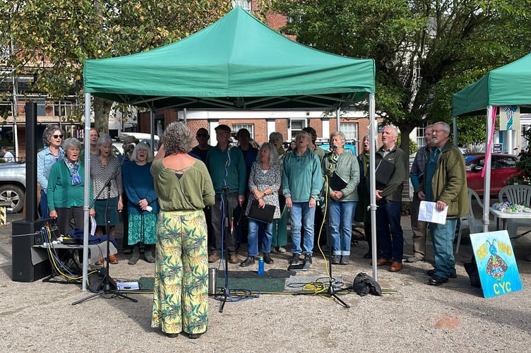 Sandford Sings choir