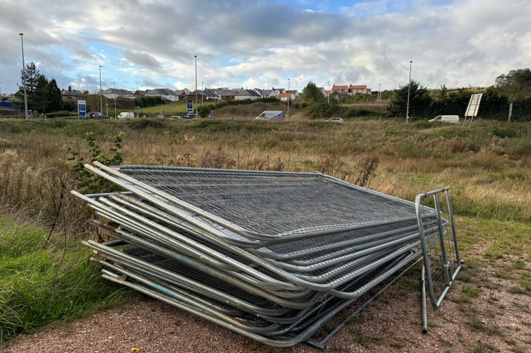 Harris fencing has arrived for the McDonald’s Crediton site.  AQ 4402
