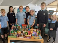 Sandford Harvest gifts go to Foodbank
