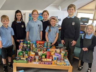 Sandford Harvest gifts go to Foodbank
