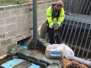 Taw and Torridge Coaches fined for diesel leak into Taw estuary
