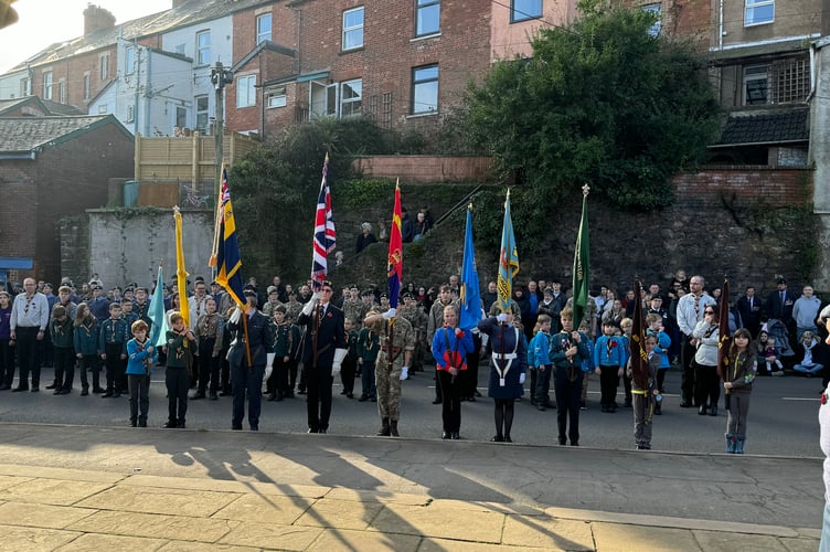Standard Bearers facing the War Memorial. AQ 7314