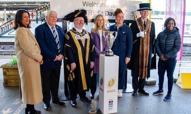 Women’s Rugby World Cup trophy arrives at ExeTRY St Davids
