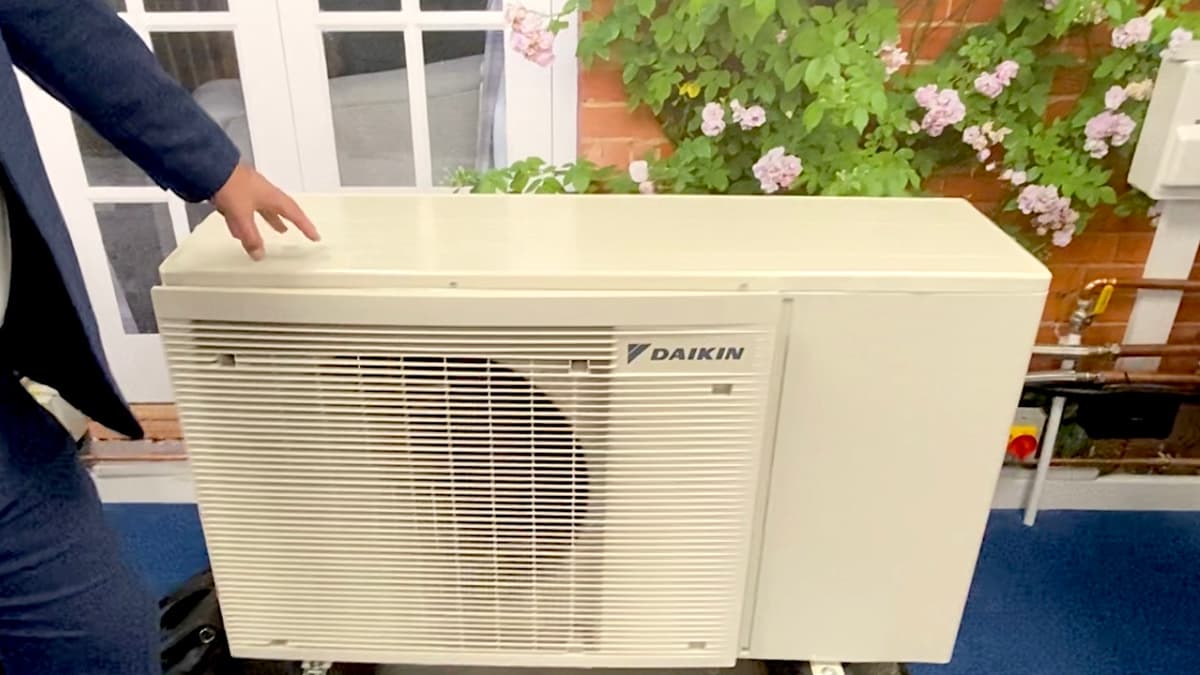 Energy Upgrade Scheme Boosts Devon Homes