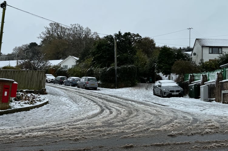 Snow on roads in Crediton. AQ 8200