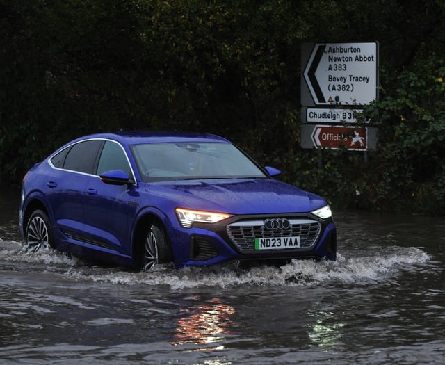 Met Office warns of heavy rain and possible flooding