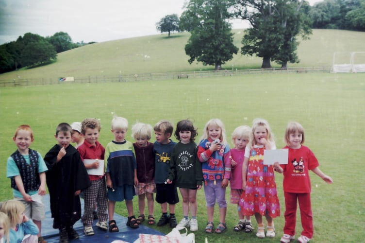 Sandford Playgroup children who were leaving to go to primary school in July 2002. DSC01366