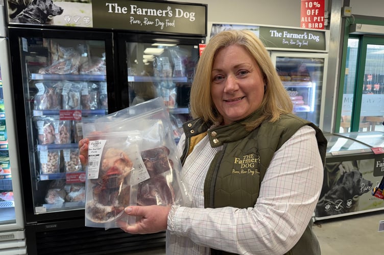 Meat products for pets from local business, The Farmer’s Dog, are on sale at Mole Avon outlets and pictured is Debbie Brimacombe from the business.  AQ 3110
