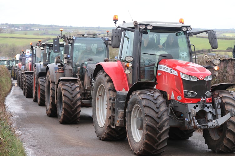121 tractors took part in memorial rally