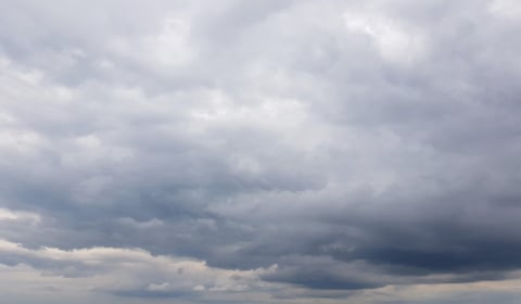 Mild and partly cloudy day with gentle breeze