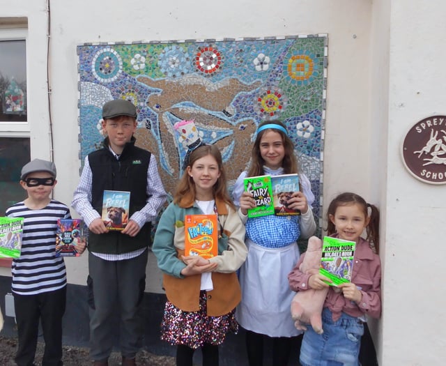 Crediton bookshop gets thousands reading on World Book Day tour