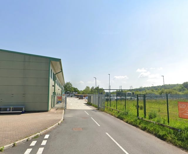 Green light for car jet wash bays at Crediton Mole Avon store