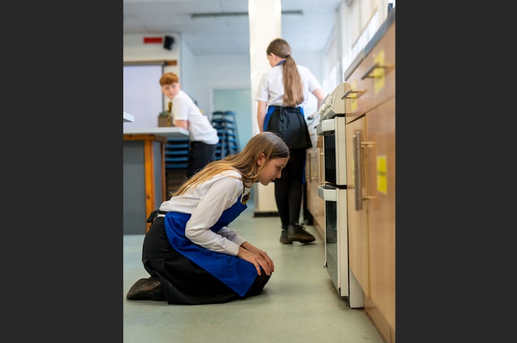 QE students in a Food Technology class.
