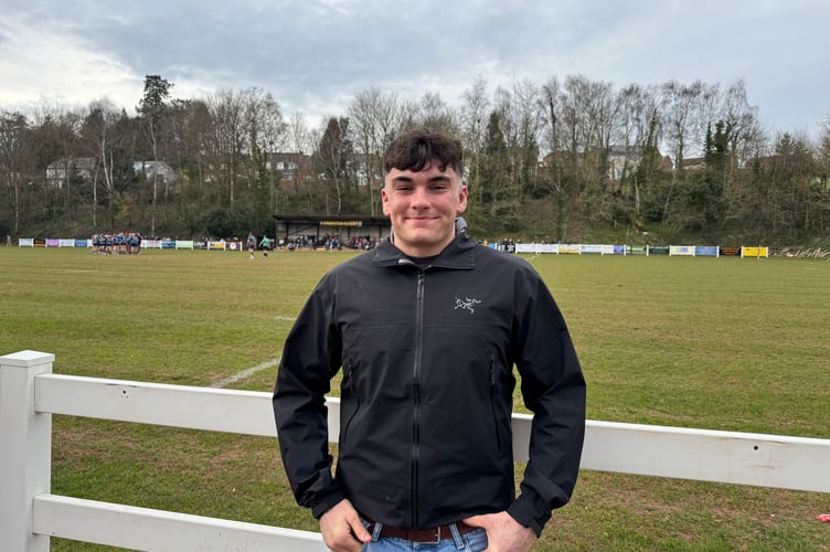 Former Crediton RFC player Louie Gulley has signed a senior contract with Exeter Chiefs.  AQ 5706
